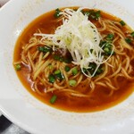 Sentoraru Fukuoka Gorufu Kurabu Resutoran - 担々麺