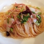 Trattoria LUCCA - 桜海老とかぶのペペロンチーノ