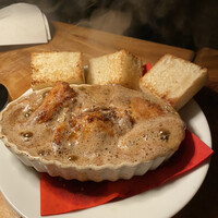 カルネジーオ イースト - 