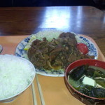 らーめん大漁 - 豚ロース生姜焼き定食