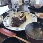 Nagasaki Oranda Kohikan - ◆ハンバーグ・デミグラス（セット：1,694円：税込）。夫はトンカツ・カレー・ハンバーグ･大好きですのでコレを。 ご飯・小鉢・お味噌汁付。