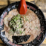 無鉄砲 東京中野店 - とんこつチャーシューメン 1130円　こってり ネギ多め