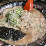 無鉄砲 東京中野店 - とんこつチャーシューメン 1130円　こってり ネギ多め