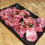 炭火焼肉 からし家 - 