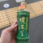 ファミリーマート+薬ヒグチ - ドリンク写真: