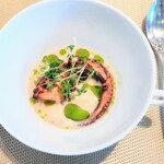 La Brianza - 真蛸のグリルウイキョウのソース。このウイキョウソース大好きです(*^^*)♡とても美味しい☆バターと生クリームが使われているんですって、なるほどのコク。でもすっきり感もあり後味までいい感じ美味しい〜