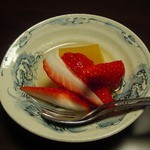 しのはら - 梅酒しろっぷのマンゴーゼリー