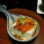 しのはら - 冷やしもの　北海道うに、自家製胡麻豆腐のわりすがけ