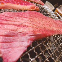 牛刺しと焼肉 仔虎 クリスロード店 - 