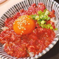 牛刺しと焼肉 仔虎 クリスロード店 - 