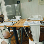 Y.O.L.O. CALIFORNIA STYLE KITCHEN - 