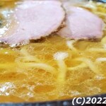 ラーメン 杉田家 - ラーメン 並 固め 脂多め(近景)