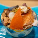 うを徳 - 2022.7 海鮮丼（打木赤皮甘栗かぼちゃ、ビワマス、真蛸、アンキモ、鰹、大トロ）