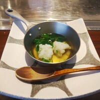 くずし鉄板 あばぐら 神田店 - 鱧の小鍋仕立て