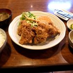 Dosanko Taishou - 鶏の唐揚げ定食８５０円