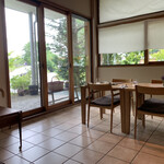 Restaurant efu a - Interior