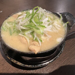 Kushiyaki No Miyako - 煮込みはあっさりとした白味噌ベース