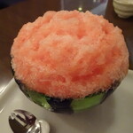 慈げん - 2018年のスイカ　中はゴロゴロですが見た目変わりましたね