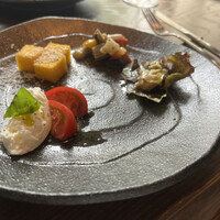 神楽坂アッカ - 