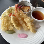 ビューアンドダイニングザスカイ - 