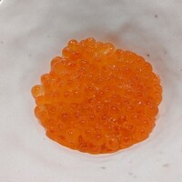 新橋 天鮨 - 盛りすぎいくら小丼（いくら旨いね）