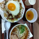 大阪王将 - 回鍋肉飯　中華そば小