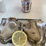 天ぴ屋 - 特大岩牡蠣（1,500円）