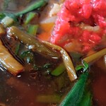 満州ニラら～めんの店 さかえや - 満州ニララーメン（中・ニラ増し・アップ）