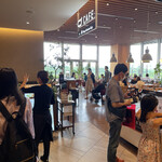 Q CAFE by Royal Garden Cafe - 