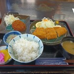 市場食堂 せん政水産 - 