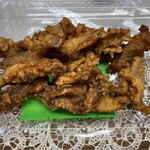 鮮魚ぎさ - トビウオ骨？　唐揚げ