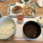 Tempura Shinjuku Tsuna Hachi - 天ぷら定食02