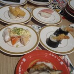 かっぱ寿司 - サーモン３貫オニオンマヨ・えび天巻き・大とろ・えび天マヨにぎり