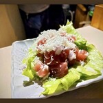 マサ トラ - マグロを醤油ベースの味で和えてから、パルミジャーノレッジャーノをたっぷり振りかけています。
お醤油以外での美味しさに驚きです。