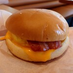 McDonald's - 令和4年7月
                      ベーコンエッグマックサンド 200円