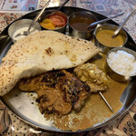 Taji Maharu - ターリーセット スペシャル❗️
                        インドカリー
                        ココナッツカリー
