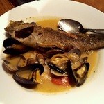 フィッシュバール 篤 自由が丘店 - 本日のお魚のアクアパッツァ