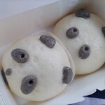 Syan syan bao - 北海道産小豆あんまん　220円