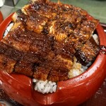 鰻 木屋 - あふれんばかりのうなぎ