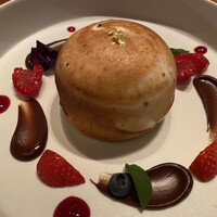 ザ タヴァン グリル＆ラウンジ - 