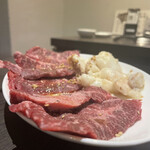 焼肉酒家 李苑 - ハラミとホルモン