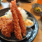 とんかつ神楽坂 さくら  - ヒレ＆海老フライ定食　1,628円