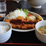 Marumaru Udon - ジャンボとんかつ定食