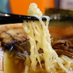 くをん - 自家製の中華専用縮れ麺！