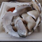 マーケテリア - 「生岩牡蠣」。プリプリでした。