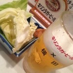 横田酒場 - サービスのお通しで、乾杯☆