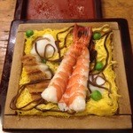 いづ重 - 蒸し寿し