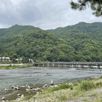 嵐山 大善 - 【2022年06月】渡月橋、結構な人出です。【2022年06月】