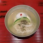 おおたに - 鱧真丈とじゅんさいのお椀