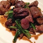 エミリア - ホロホロ鳥の内臓のソテ